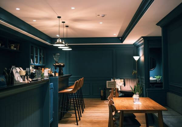 Top 4 Kitchen Trends For You To Use 3 Dark kitchen cabinetry in a dark coloured room