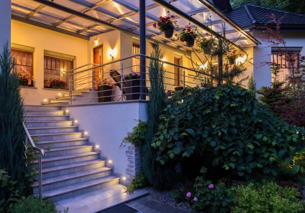 Step lights that cast beautiful shadows