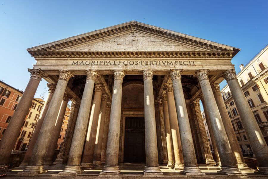 The Evolution of Construction: A Look at Reinforcing Techniques 1 Roman Pantheon